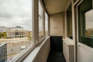 Μπαλκόνι ή βεράντα στο Bright & Modern Flat by the Circus