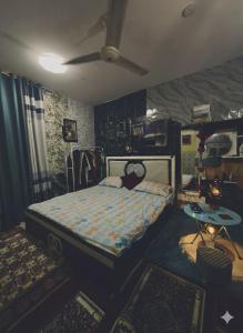 Ένα ή περισσότερα κρεβάτια σε δωμάτιο στο Cozy bliss