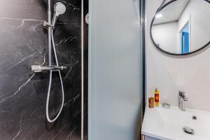 Ένα μπάνιο στο Bel Appartement en Résidence +12 φωτογραφίες