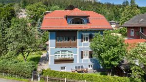 Το κτήριο όπου στεγάζεται  το διαμέρισμα +27 φωτογραφίες