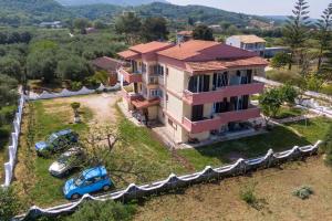 Landskap semula jadi dekat dengan apartmen