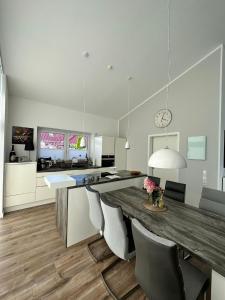 Kuchyň nebo kuchyňský kout v ubytování Idylisches Ferienhaus