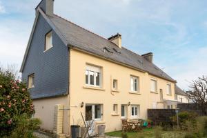 Το κτήριο όπου στεγάζεται  το διαμέρισμα