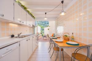 Dapur atau dapur kecil di Ca's Forner