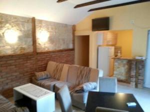 Fotografie z fotogalerie ubytování Apartments Lanmari v destinaci Risan