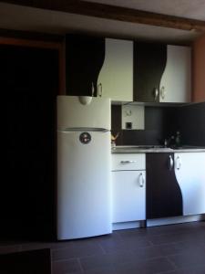 Fotografie z fotogalerie ubytování Apartments Lanmari v destinaci Risan