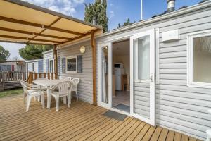 Balkón nebo terasa v ubytování Chez Claude