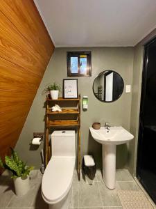 Koupelna v ubytování Private Villa in Patar Bolinao