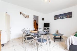 Et tv og/eller underholdning på Jolie maison mitoyenne