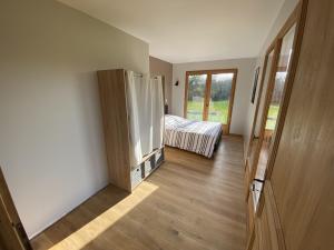 Ένα ή περισσότερα κρεβάτια σε δωμάτιο στο Gite Du Mas De Bède +37 φωτογραφίες