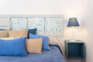 Ein Sitzbereich in der Unterkunft Blue Beach House ATICO CON TERRAZA