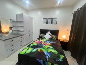 Postel nebo postele na pokoji v ubytování H - Haven 3 Bedroom House