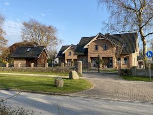 フェーマルンにあるHaus Am Dorfteich C kinderfreundlicの大家