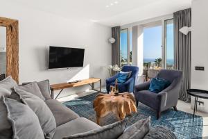 Μια τηλεόραση ή/και κέντρο ψυχαγωγίας στο Karat Villa Blue