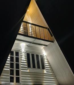 努沃勒埃利耶Best night的夜晚，房子顶上的阳台