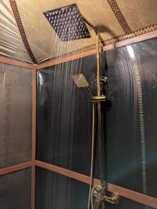 Un baño de moroccan izem camp 24 fotos más