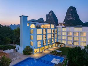 Piscina en o cerca de Yangshuo Pony Family Hotel - Tonglu