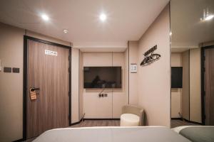 Μια τηλεόραση ή/και κέντρο ψυχαγωγίας στο Ha Fa Villa +29 φωτογραφίες