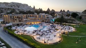 Hồ bơi trong/gần Zemi Hotel Cappadocia