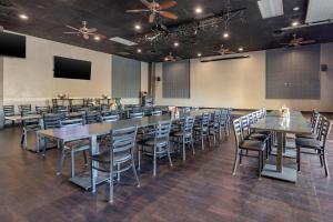 Konferenční prostory v ubytování Hells Canyon Grand Hotel, an Ascend Collection Hotel + 86 fotografií