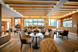 Restoran atau tempat lain untuk makan di Venice Hotel Complex