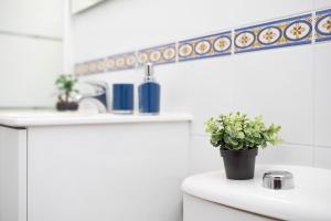 Φωτογραφία από το άλμπουμ του Apartamento Huerta del Obispo σε Κάδιθ +26 φωτογραφίες