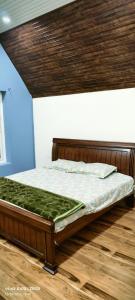 Postel nebo postele na pokoji v ubytování Blissora Retreat Villa by StayJade-Pvt Pool-Lawn