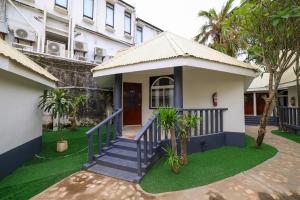 Το κτήριο όπου στεγάζεται  η βίλα