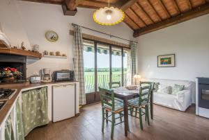 Dapur atau dapur kecil di Appartamento Belvedere +18 gambar