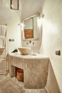 Koupelna v ubytování Riad Caravane