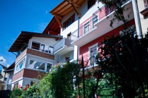 The building in which a panziókat is located