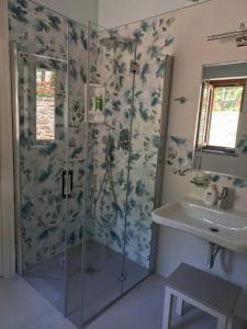 Koupelna v ubytování Villa Nigro - Suite Zagare + 2 fotografie