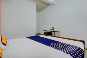 Imagen de la galería de Hotel O SUBY PLAZA, en Pathanāmthitta