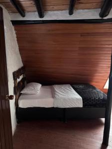 Postel nebo postele na pokoji v ubytování La Roca Glamping