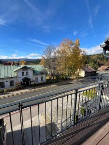 Το κτήριο όπου στεγάζεται  το διαμέρισμα