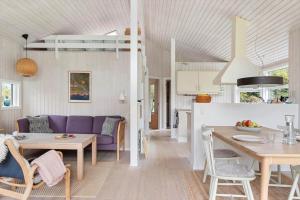 Χώρος καθιστικού στο 6845-Allinge-Markvaenget-2