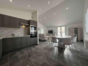 Η κουζίνα ή μικρή κουζίνα στο Maison 6 couchages - LES HUTTES SD0000-273