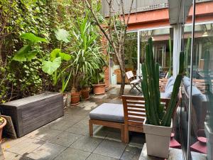 En balkon eller terrasse på ArtlifeBCN Fira Apartment