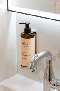 Φωτογραφία από το άλμπουμ του Les Suites Tour Eiffel στο Παρίσι