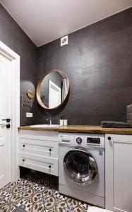 Φωτογραφία από το άλμπουμ του 0116 Затишна квартира на 2 поверсі ЖК Щасливий στο Κίεβο