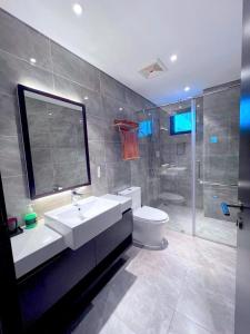 Ένα μπάνιο στο Carol Hạ Long 6