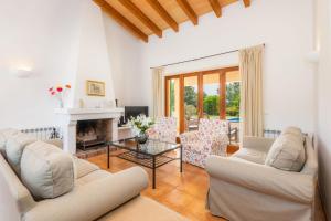 Posezení v ubytování Sa Font