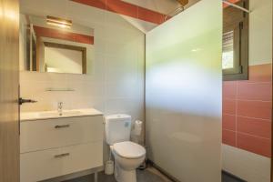 Ένα μπάνιο στο Mossen Batista Til ler