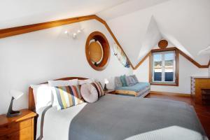 Ένα ή περισσότερα κρεβάτια σε δωμάτιο στο A Casa da Concha