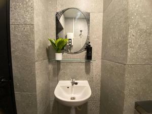 Koupelna v ubytování Ruma 101 Jonker by Jeffery Lam Home Management