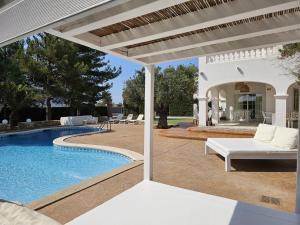 Bazén v ubytování New! Villa Oasis Prous nebo v jeho okolí + 20 fotografií