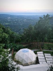 Příroda nedaleko luxury tent