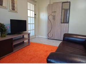 Φωτογραφία από το άλμπουμ του Serene on 5 Cologne σε Germiston