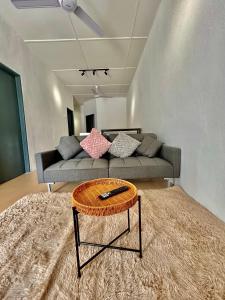 Prostor za sedenje u objektu Cozyindah11A#7pax#netflix#NearAeonAlma#BukitMertajam