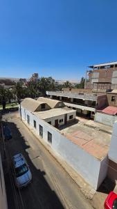 Budova, kde se hotel nachází + 22 fotografií